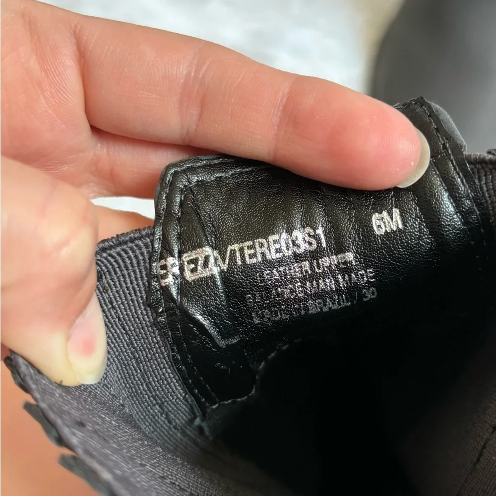 NEW Steve Madden Terezza Nubuck Booties - Picture 6 of 8